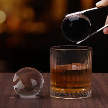 Load image into Gallery viewer, Clear Ice Ball Maker