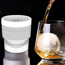 Load image into Gallery viewer, Stackable Circular Ice Hockey Mold