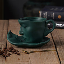 Load image into Gallery viewer, Kissing Mug Set